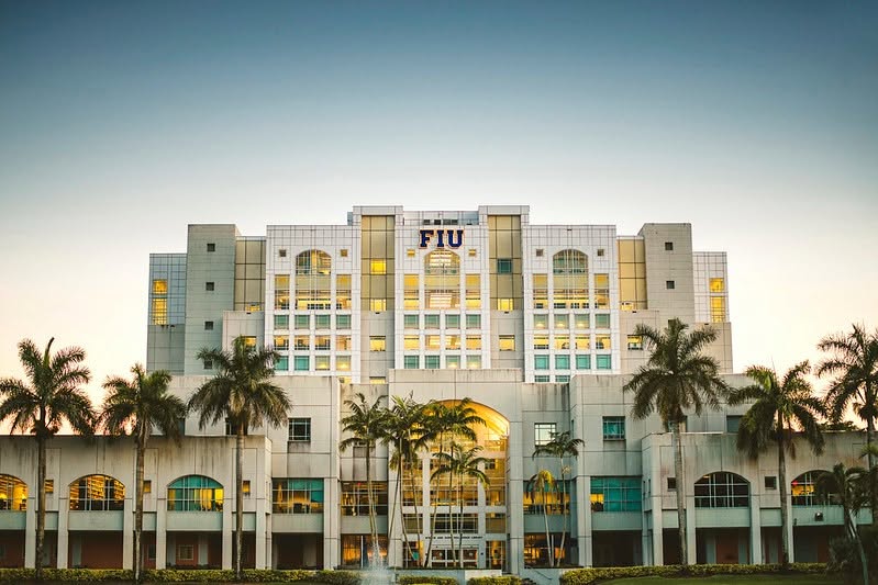 FIU