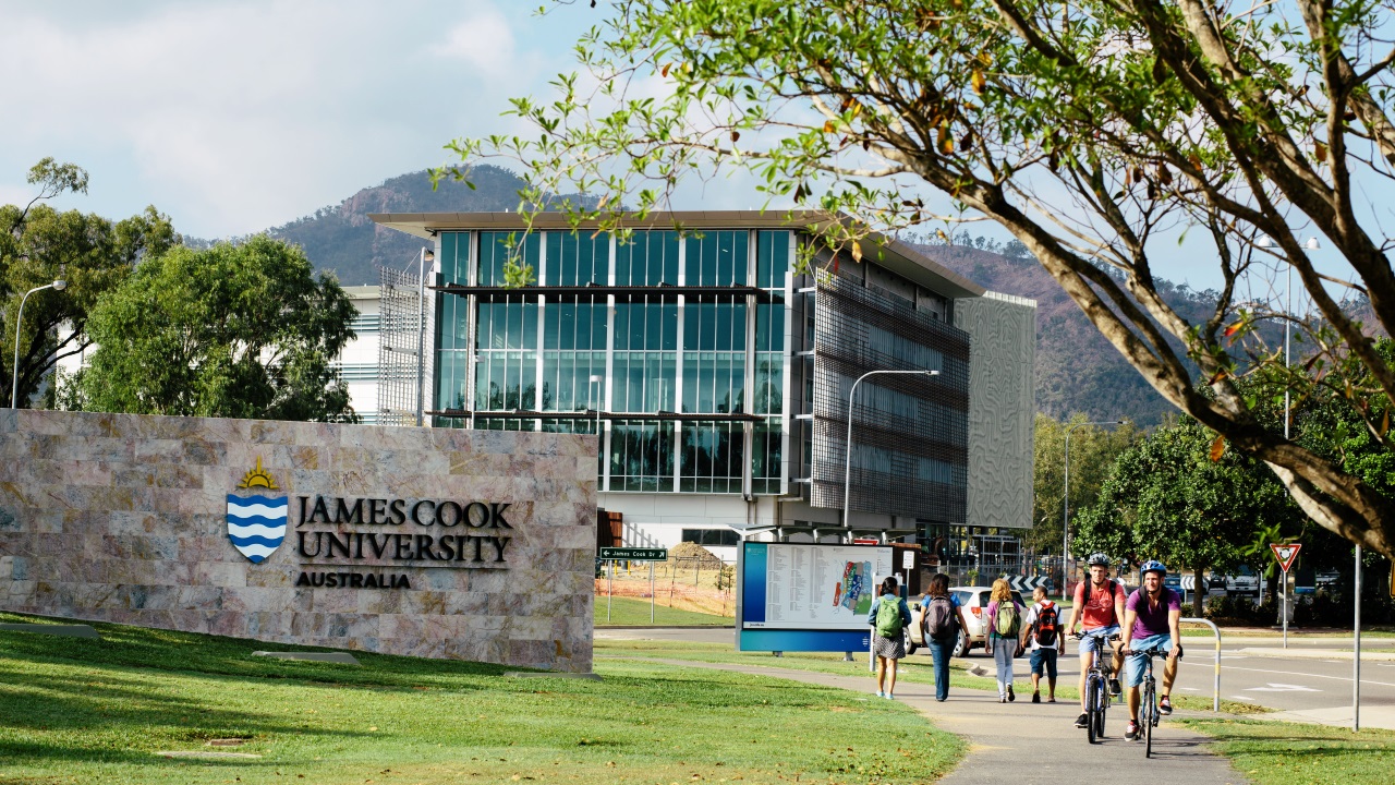 JAMES COOK UNIVERSITY (JCU) BRISBANE
